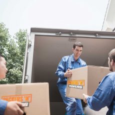 removalists-perth-team-PACKERS-N-MOVERS-1536x1024.jpg